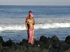 FUCK BLONDE IN REUNION ISLAND BEACH PORNO 974