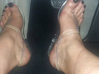 Drive with naked Feet &amp; black Toenails in clear Sandals