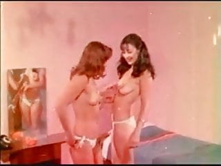 Vintage Indian Lesbian clip
