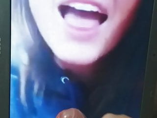 Caitlyn&#039;s tongue