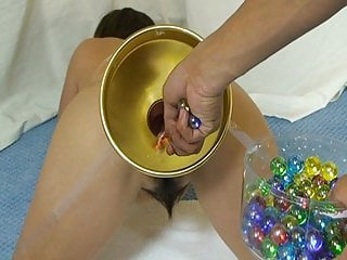 Elmer&#039;s Wife Anal fisting marbles 1