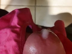 Cumming with a dirty pink thong