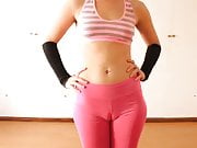 Bubble Butt Teen Working Out In Tight Lycra! Cameltoe Pussy!