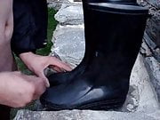 boot boy - cum on ladies rubber boots lick sperm