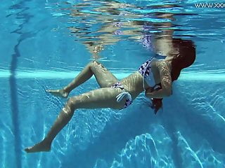 Erotic, De Luxe, Under Water Show, Luxe