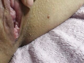 Pussy Foot Tits video: This is me, I show my Body and pussy