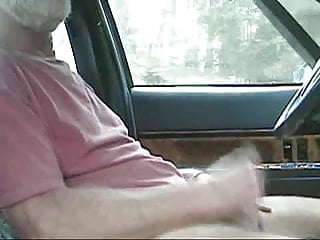 White Bearded Sexy Step Dad Tries To Release In The Car