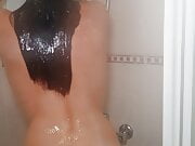 Nude bath