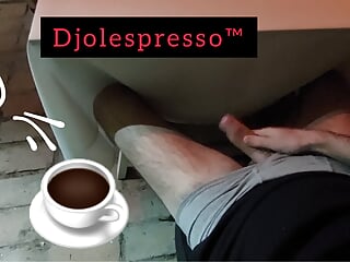Making Djolespresso at the table of a restaurant
