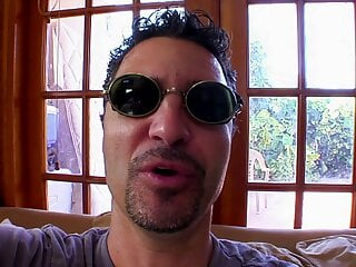 Sex Agent wurde zu Notgeiler Schlampe bestellt  - Bild 2