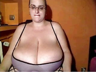 In a Minute, Huge Breasts, Amateur, New to