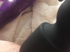 Shaved Teen pussy cum
