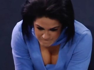 WWE - Bailey cleavage