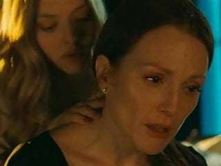 Julianne Moore, Movie, One Bed, Julianne