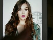 Cum on Hailee Steinfeld - december 2016