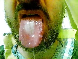Kocalos my ugly white tongue...