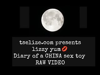 Lizzy Yum Retro - Raw Video #2