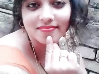  video: Bhabi bhabhi cute song