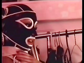 Latex Lesbian, Jewell, Femdom