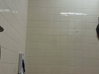  video: Autumn South Pissing In Sheetz Bathroom