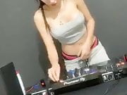 SEXY TURKISH DJ DILARA 