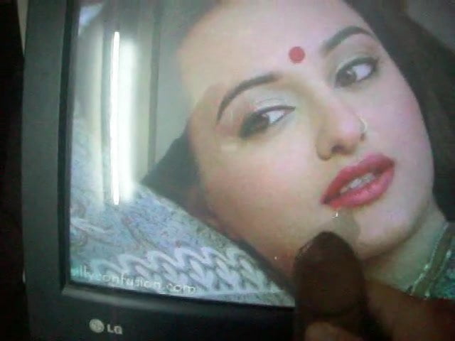 Sonakshi Sinha Hd Hot Porn Photo Video - Sonakshi Sinha Cum Tribute #4 - Cum Tribute, HD Videos, Man ...