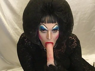 Drag Queen Slut Starting Webcam With A Master!