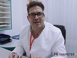 Perverser Klinik Chef fickt Patientin - Bild 2