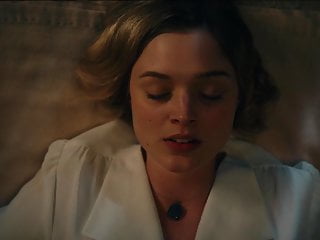 Bella Heathcote Strange Angel S1e06...