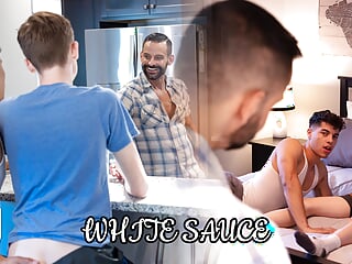 White Sauce – David Benjamin Has His Stepson Jordan's Friend Over for Dinner and Some Studying Anatomy – David Catches Them
