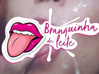  video: "Branquinha de Leite" puts on lipstick to make a blowjob.