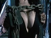 Cassandra Peterson - Elvira Mistress Of The Dark
