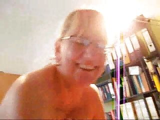 Jungbullenschwanz in reife Fotze - Bild 7