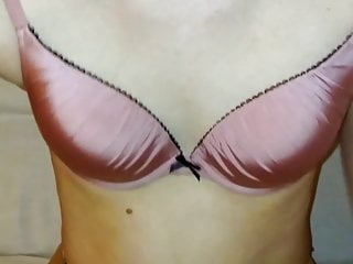 Sissy Wanking Off Bra And Thong...