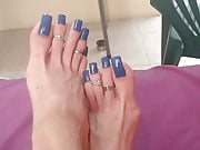 Blue toes nails polish 