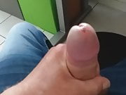 quickly wanking my cock with cum
