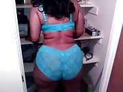 Thick Ass Milf In Blue Shakes It For Me