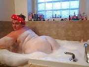 Bubble Bath & Masturbation