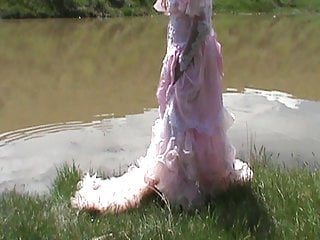 pink ruffles for silky63
