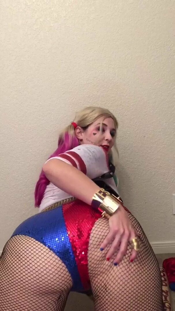 .Chelhellbunny Twerk #4.