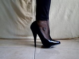 Knock Heels And Sole! My Moans!
