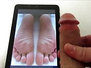 Cum tribute for sexy male soles!