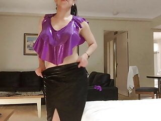 Asian tranny sexy dance webcam...
