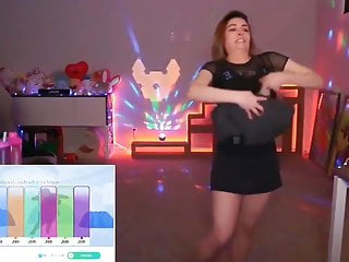 Alinity nip slip slow motion...