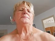 Fucking a sexy older lady