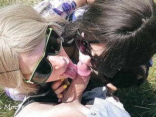 Blowjob Girls, Threesome, Amateur, Outdoor